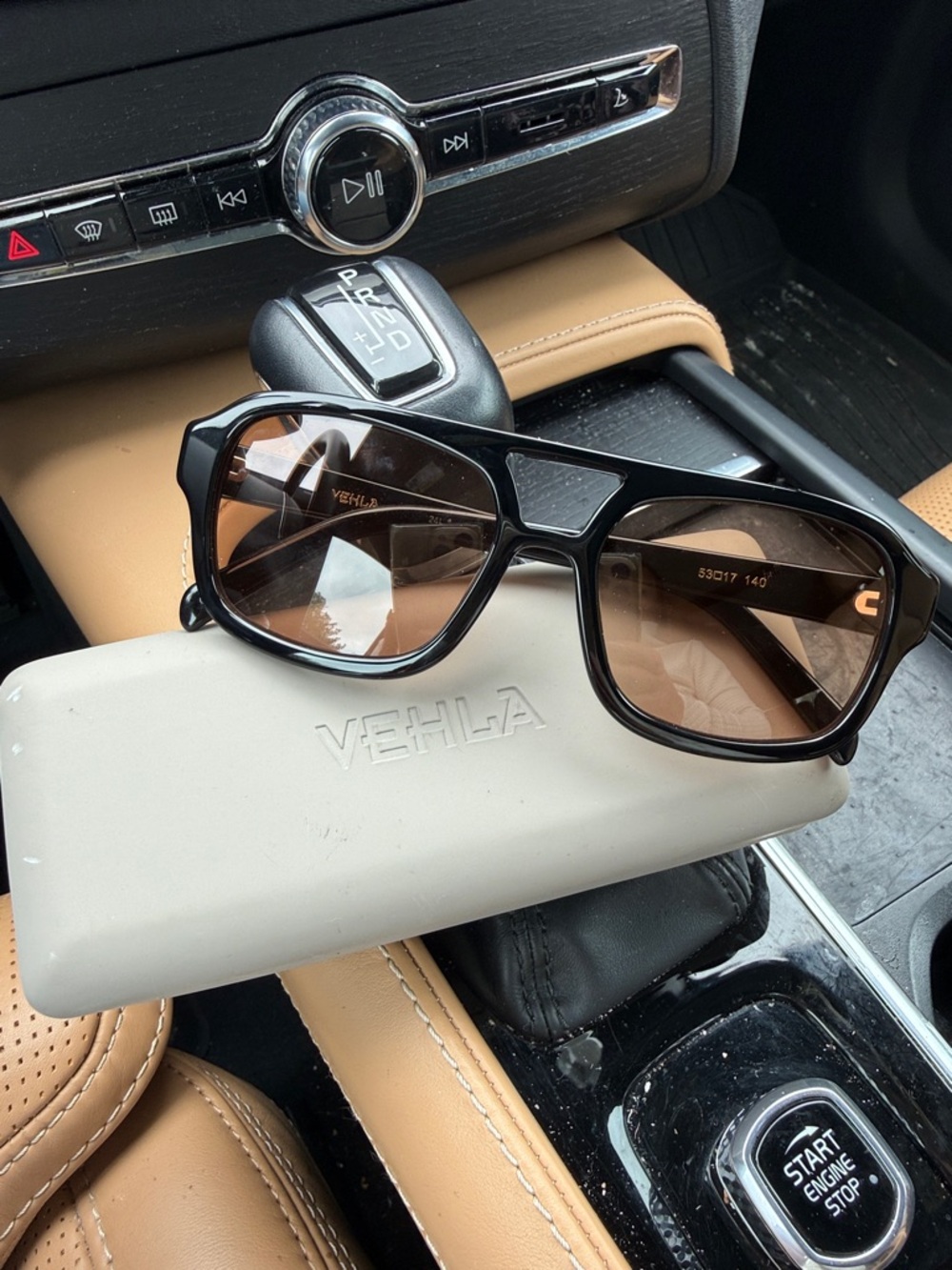 VEHLA Black Frame Caramel Lens Dixie Sunglasses